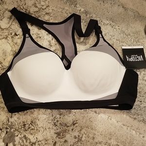 Victorias Secret Incredible Sport Bra